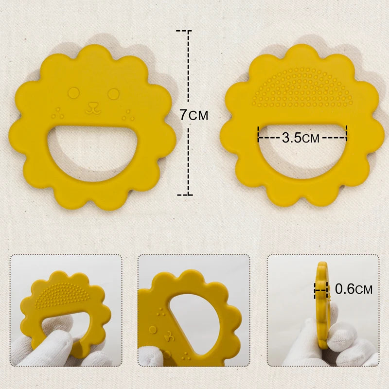 Sunflower teether, 7cm wide with a 3.5cm handle and 0.6cm thick