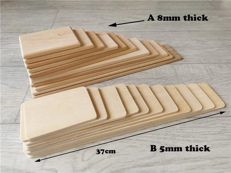 Wooden slats of different thicknesses on a gray surface with measurements indicated.