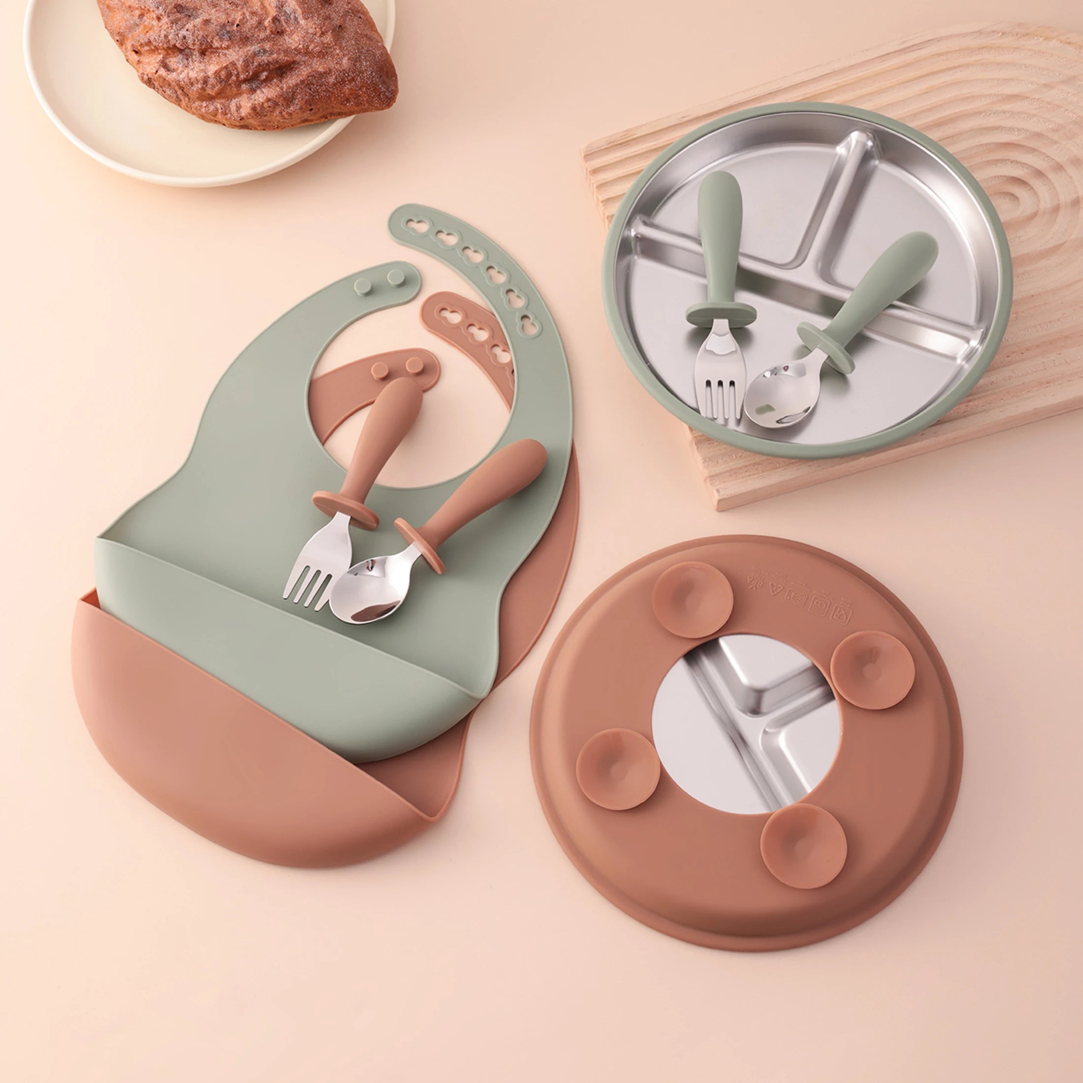 4-Piece Stainless Steel Silicone Feeding Set with Divided Plate and Bib