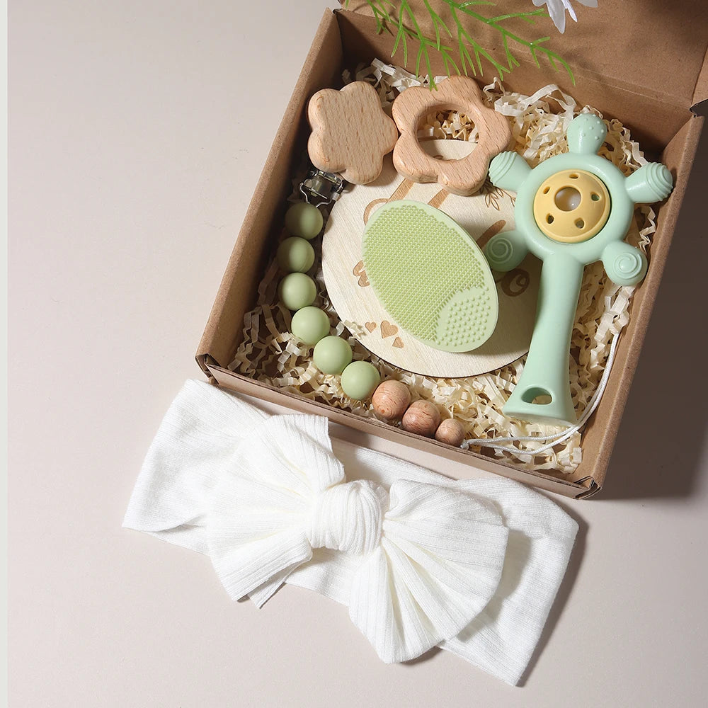 Baby Gift Set with Flower Teether & Pacifier Chain | Oliver Montessori