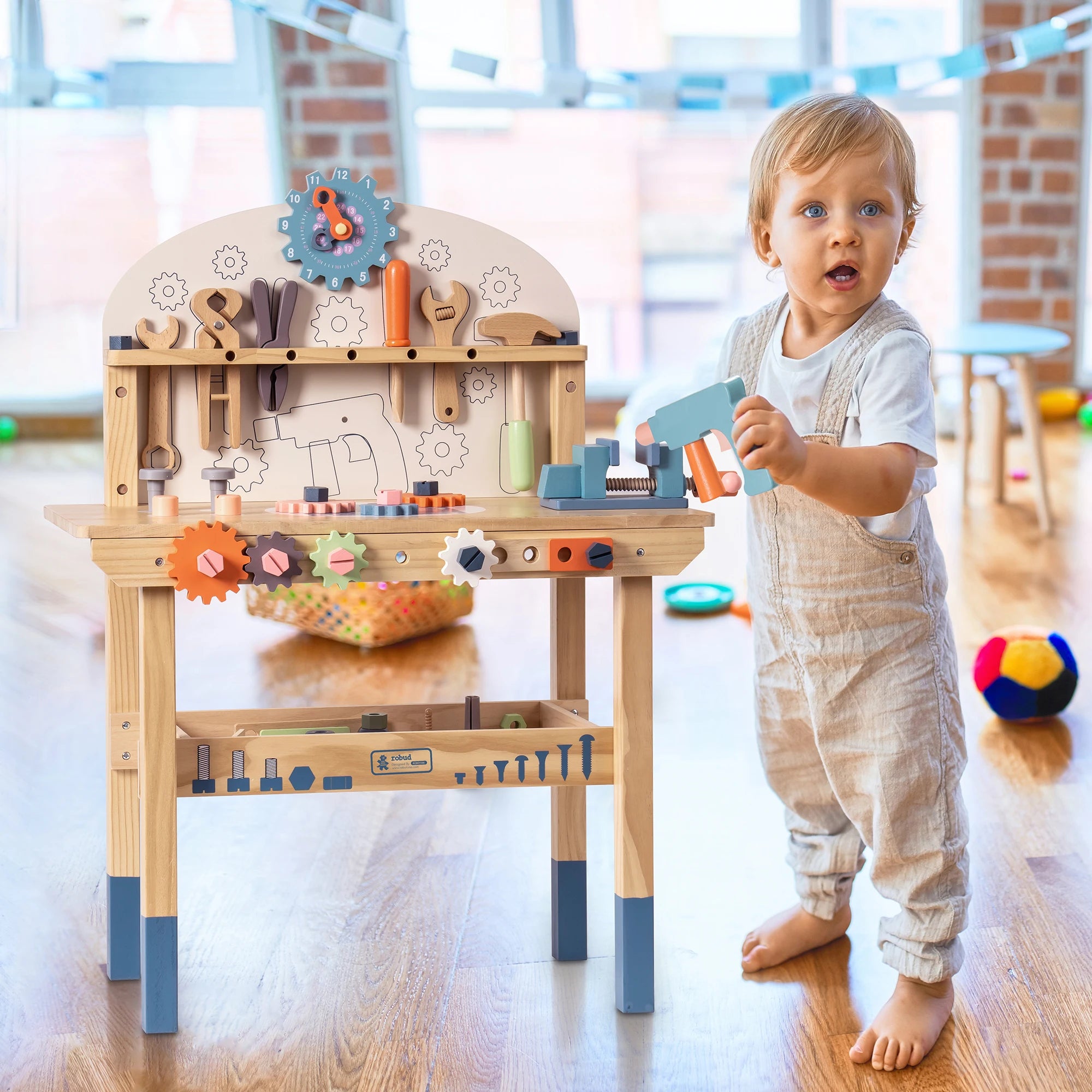 Wooden Tool Bench Set - 41 Pieces