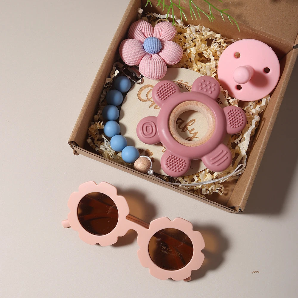 Flower Teether & Baby Sunglass Gift Set | Oliver Montessori Toys