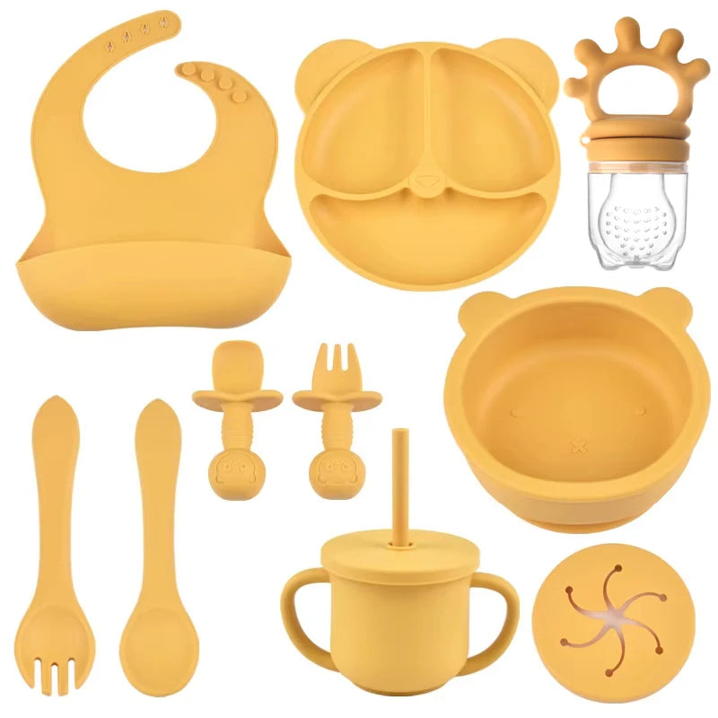 Mustard 10-piece bear silicone feeding set