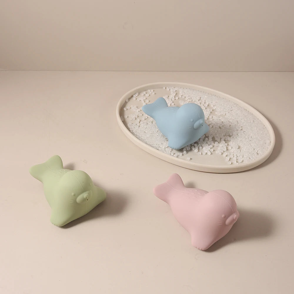 Baby Silicone Seal Bath Toy – Soft BPA-Free Water Toy for Babies