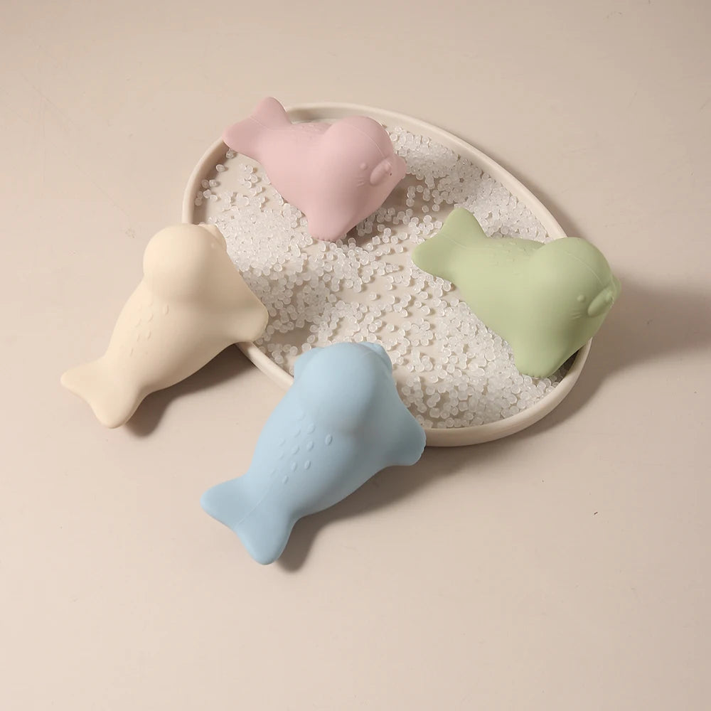 Baby Silicone Seal Bath Toy – Soft BPA-Free Water Toy for Babies