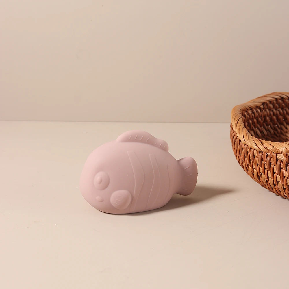 Silicone Fish Bath Toy – Squeeze and Spray Water Toy for Babies