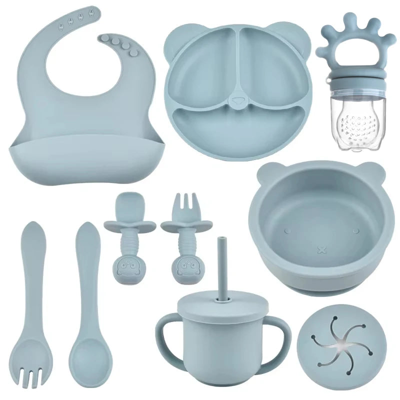 Grey blue 10-piece bear silicone feeding set