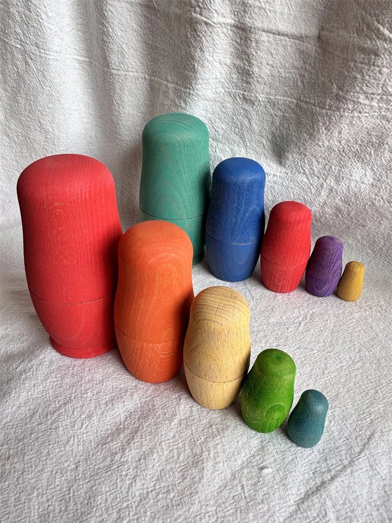 Montessori Beech Wood Rainbow Stacking Dolls: Nesting collectibles made of natural beech wood, ideal for open-ended play and fine motor skills development.