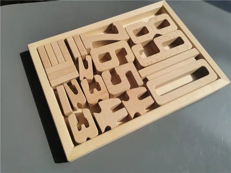 Montessori Math: Wooden Building Stacking Digital Blocks with numbers 0-10, ideal for educational play, promoting math skills through stacking and sorting.